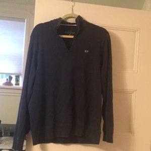 Navy Vineyard Vines Men’s medium sweatshirt.
